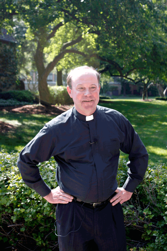Father Scott Pilzarz. Photo by Aaron Ledesma/aaron.ledesma@marquette.edu