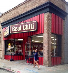 I decided to pay a visit to this other branch to get a bowl of this late-night favorite and to get the real story behind Real Chili.