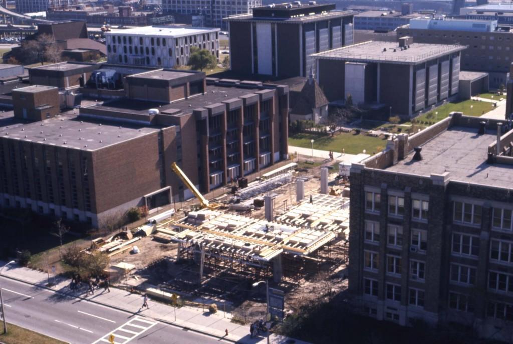 Aerial_view_of_the_Marquette_campus_and_the_Olin_Engineering_Center_construction_site