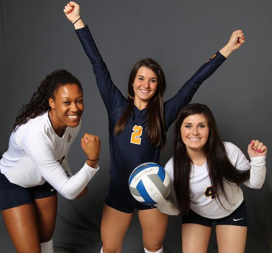 Amanda Green, Abby Julian and Riley Burchett (left to right). Photo by Maggie Bean/Marquette Athletics.