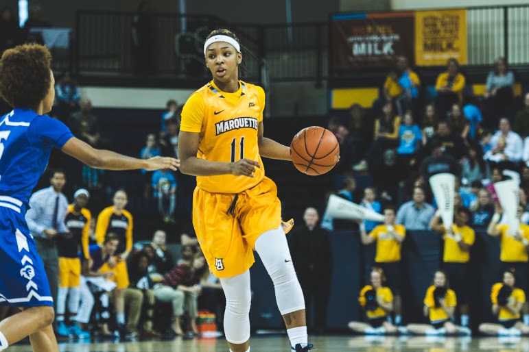 Allazia+Blockton+set+the+Marquette+freshman+scoring+record+in+her+21-point+effort+Sunday.+%28Photo+by+Mike+Carpenter%2Fmichael.carpenter%40marquette.edu%29