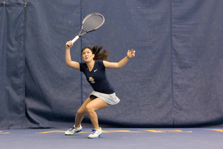 Senior Aleeza Kanner is 6-0 in singles play this season. Photo by Ben Erickson/benjamin.a.erickson@marquette.edu