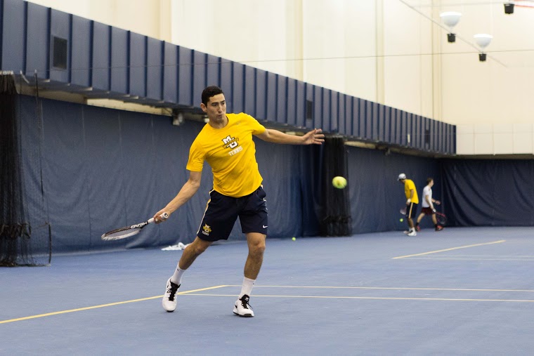 picknick Zinloos visie Men's tennis closes home season undefeated – Marquette Wire