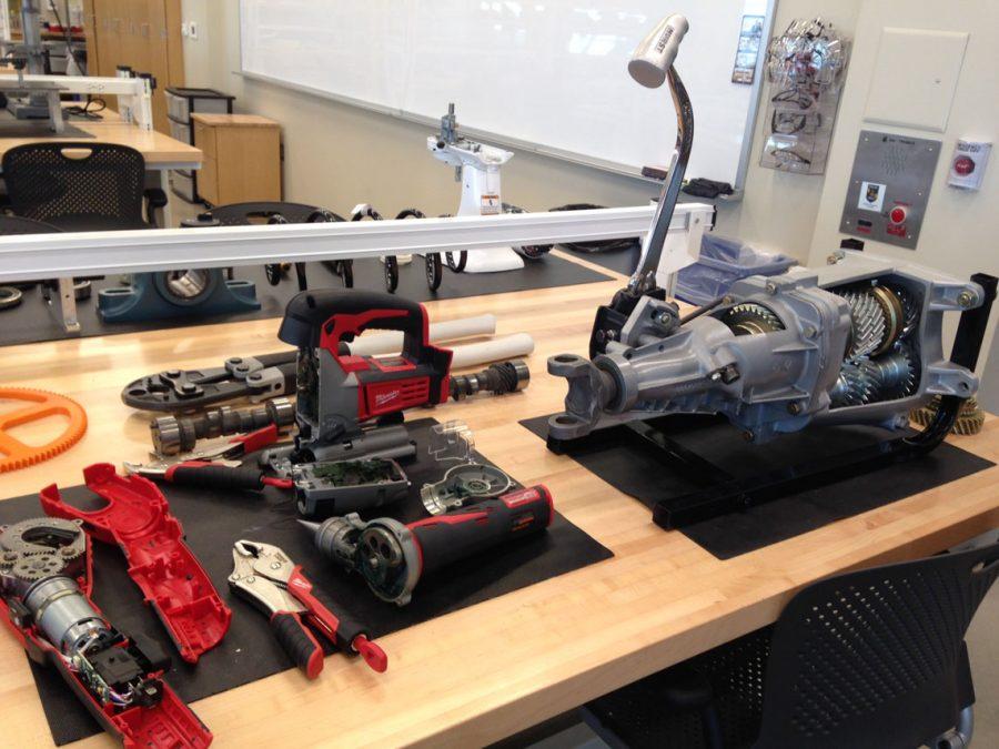New donation furthers goal of hands-on learning at Machine Design Lab