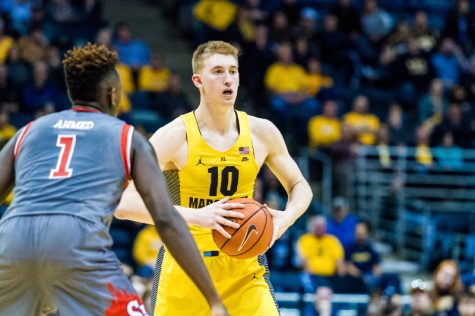 Sam Hauser scored a team-leading 19 points against St. Johns Saturday.