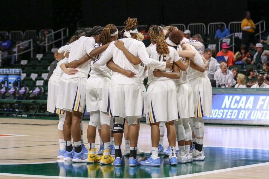 PODCAST: Womens basketball looks to bounce back this weekend.