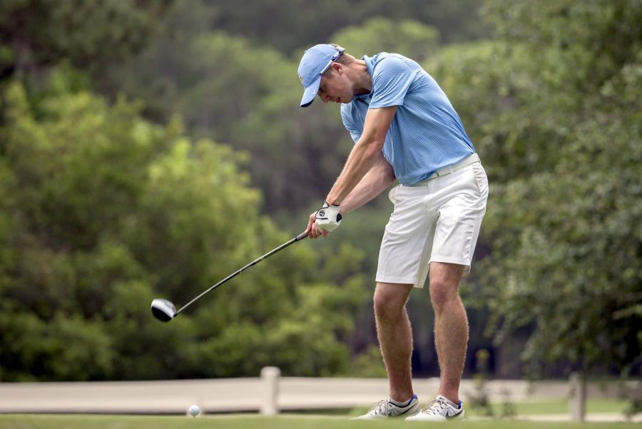 Marquette+golfer+Oliver+Farrell+prepares+to+hit+a+drive+at+the+BIG+EAST+championships+in+Okatie%2C+South+Carolina.+%28Photo+courtesy+of+Marquette+Athletics.%29