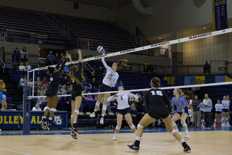 Volleyball bounces back with sweep of Providence