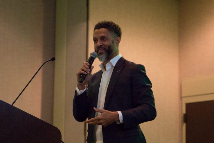 Mahmoud Abdul-Rauf discussed not standing for the national anthem. 