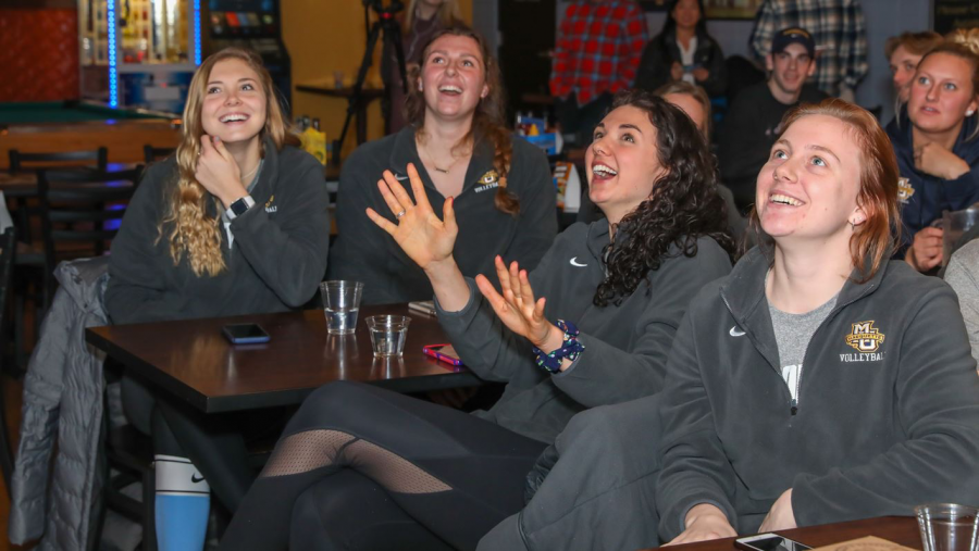 Hope Werch, Allie Barber, Gwyn Jones and Martha Konovodoff (from left to right) react to 2019 Selection Show. (Photo courtesy of Marquette Athletics.)