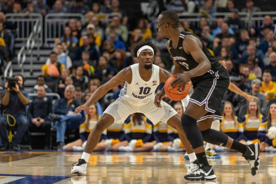 Symir Torrence (10) gets in a defensive position in a game against Central Arkansas last season. 