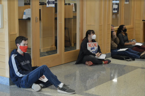 Students filtered in and out of the demonstration, while some stayed at Zilber Hall for nearly 6 hours. 