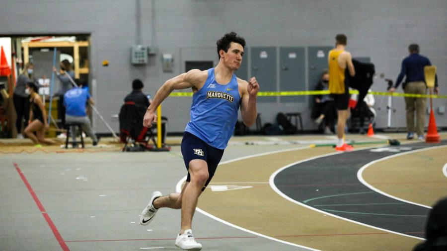 Joe Keys runs at the University of Wisconsin-Milwaukees Panther Tune-Up Feb. 14. (Photo courtesy of Marquette Athletics.)