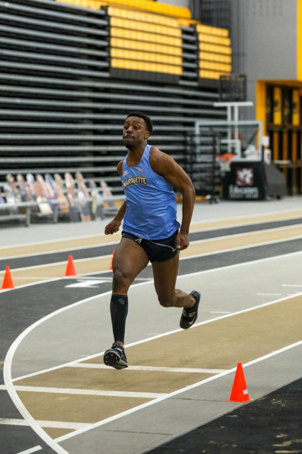 Marquis Ward competes in the Panther Tune-Up at University of Wisconsin-Milwaukee Feb. 14. (Photo courtesy of Marquette Athletics.)