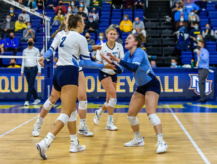 Marquette+volleyball+celebrates+after+a+point+in+its+1-3+loss+to+Creighton+Oct.+29.+