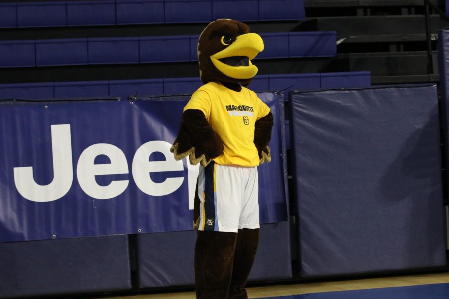 Iggy the Golden Eagle prior to the BIG EAST Volleyball Championship game Nov. 27. 