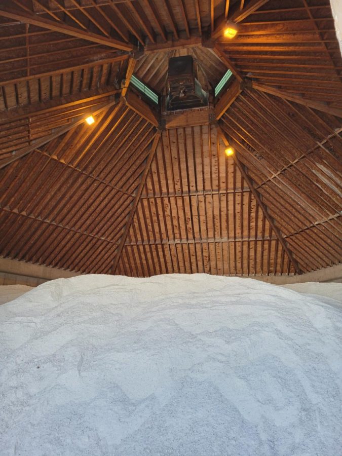 Up to 6,000 tons of salt can be stored at the Milwaukee sanitation division on 14th and Walnut