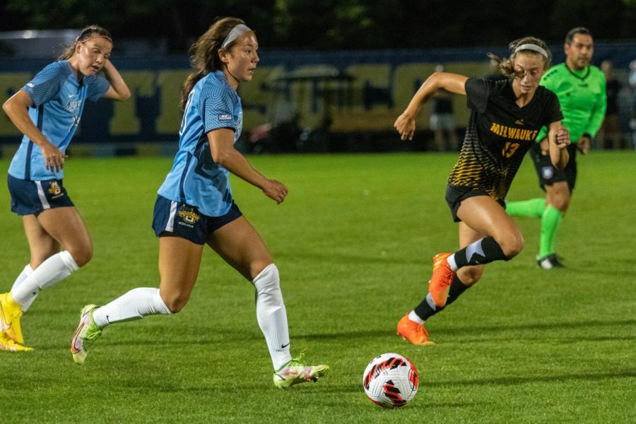 Marquette womens soccer falls to crosstown rival the University of Wisconsin-Milwaukee 1-0 Aug. 25 at Valley Fields.