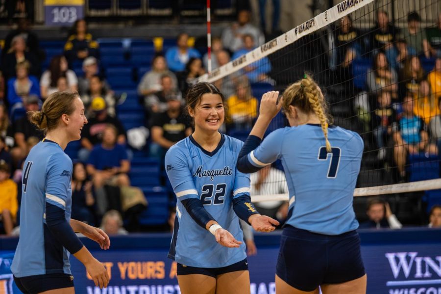 Hattie Bray (22) finished with a team tie high eight kills in No. 23 Marquette volleyballs 3-0 win over University of Wisconsin-Milwaukee Sept. 11. 