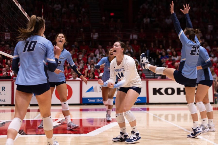 Marquette+volleyball+in+its+1-3+loss+to+No.+6+Wisconsin+Sept.+2+at+UW+Field+House.+%28Photo+courtesy+of+Marquette+Athletics.%29
