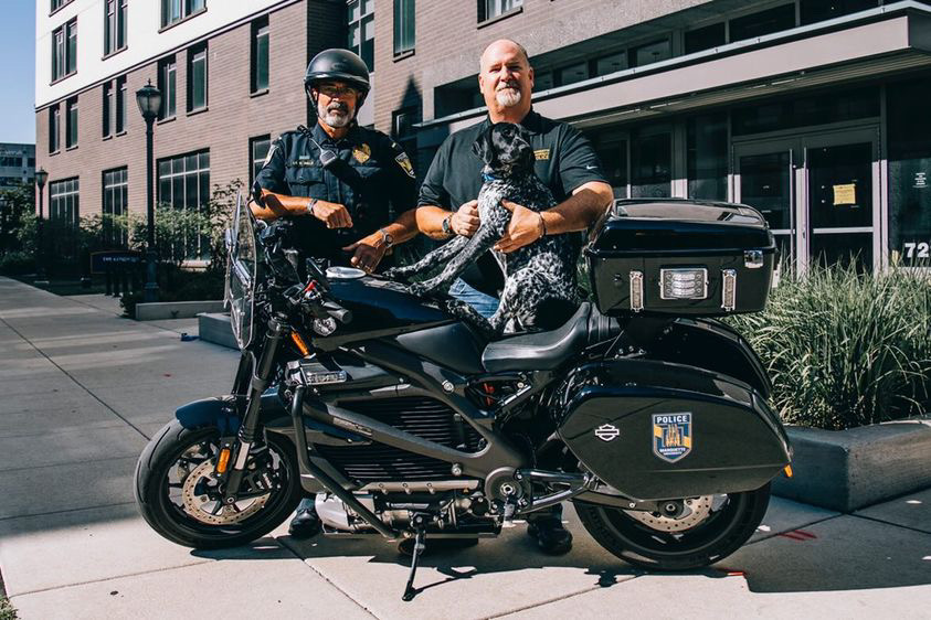 MUPD+officer+pilots+specialty+all-electric+motorcycle