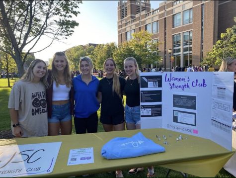 The Marquette Womens Strength Club at O-Fest 2022. (Photo courtesy of Marquette Womens Strength Club.)