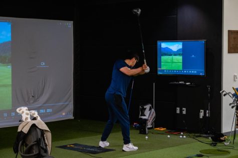 Golf team utilizes indoor training facility, “The Lab”