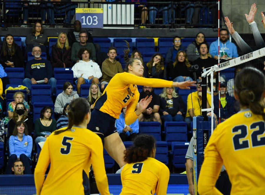 Hannah+Vanden+Berg+%282%29+goes+for+a+kill+in+Marquette+volleyballs+3-0+win+over+Georgetown+Nov.+4.+