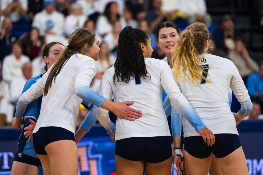 Marquette+volleyball+earned+a+No.+4+seed+in+the+NCAA+Volleyball+Tournament.+Golden+Eagles+are+hosting+the+First+and+Second+Rounds+of+the+tournament+for+the+first+time+since+2018.+