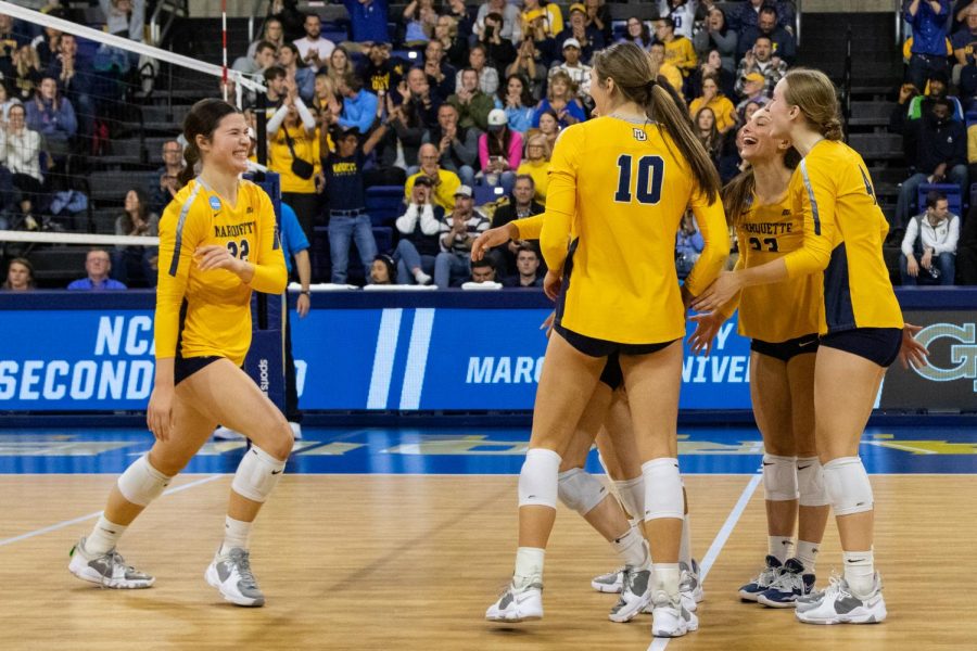 Marquette+womens+volleyball+defeated+Georgia+Tech+3-0+in+the+second+round+of+the+NCAA+Tournament+to+advance+to+the+Sweet+16.+