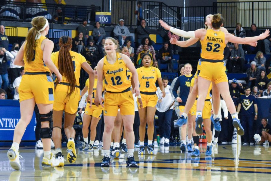 Marquette+womens+basketball+celebrates+during+its+80-61+win+over+Seton+Hall+Jan.+22.+