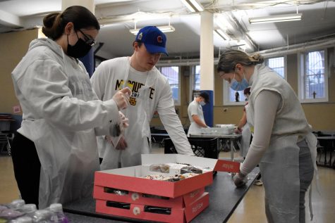 JOURNAL: Midnight Run engages Marquette students with community service