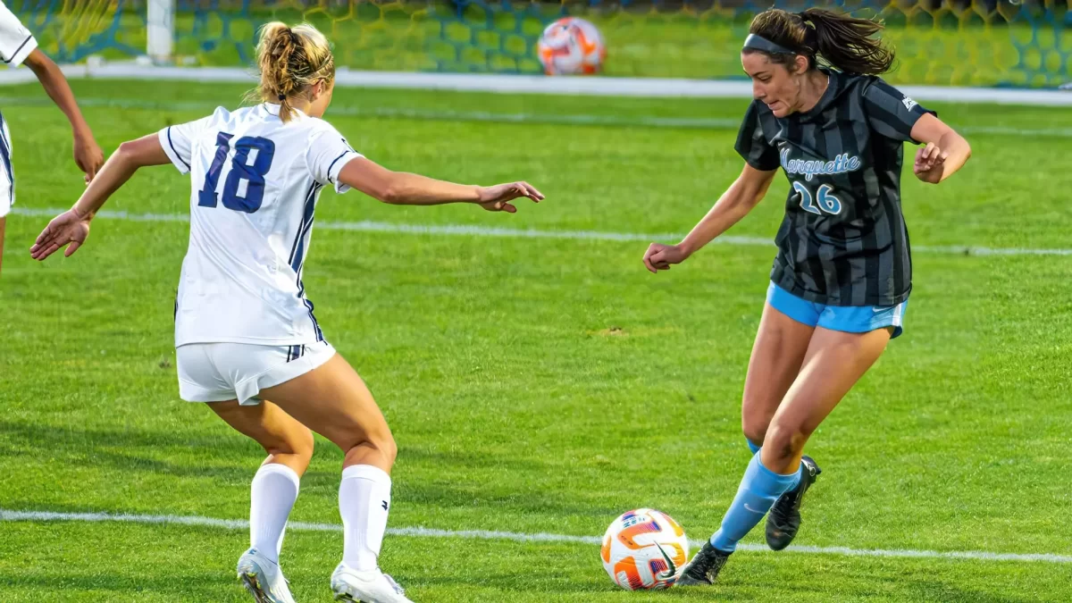 Emily+Fix+scored+her+first+collegiate+goal+in+Marquettes+1-1+draw+with+St.+Thomas.+%28Photo+courtesy+of+Marquette+Athletics.%29