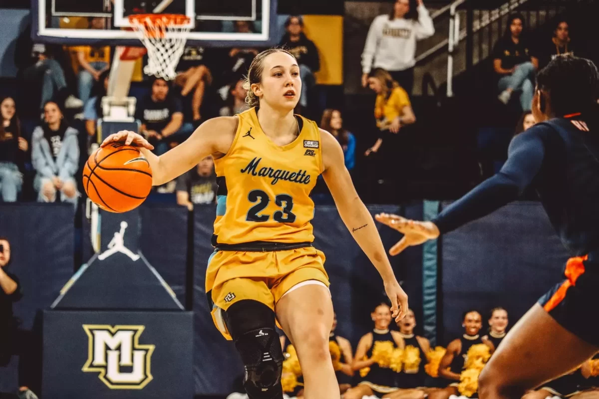 Jordan+King+scored+the+final+three+points+in+Marquettes+71-67+win+over+No.+23+Illinois+Saturday+afternoon.+%28Photo+courtesy+of+Marquette+Athletics.%29