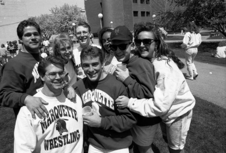 Students+posing+for+photo+during+senior+week+in+1992.%0A%0APhoto+Courtesy+of+Marquette+University+Archives.