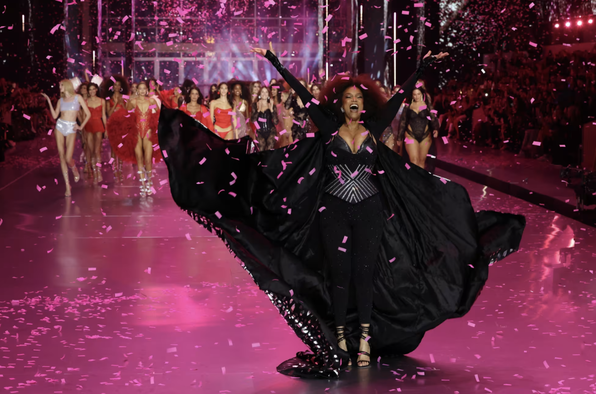 Tyra Banks concluded the Victoria's Secret Fashion Show.