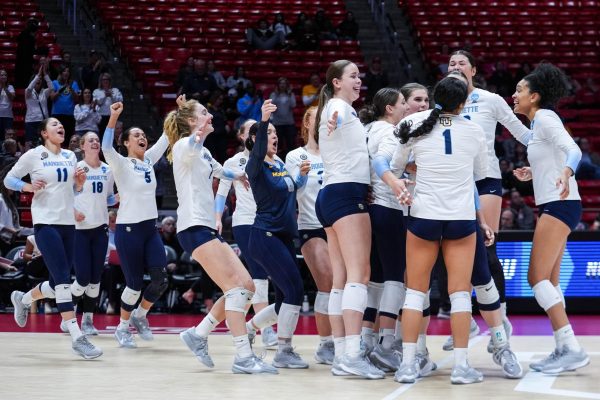 Marquette volleyball outlasts Utah in five-set thriller to advance to Sweet 16 for the third time in school history